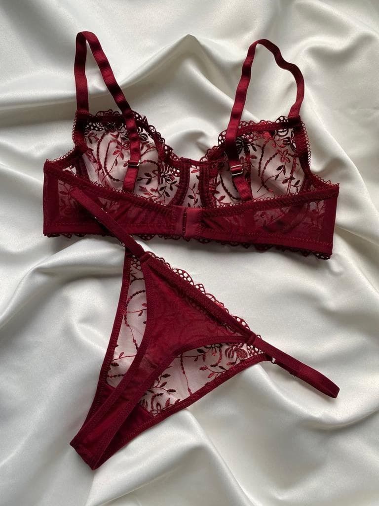 Bordo Işlemeli Brode Takım - 3